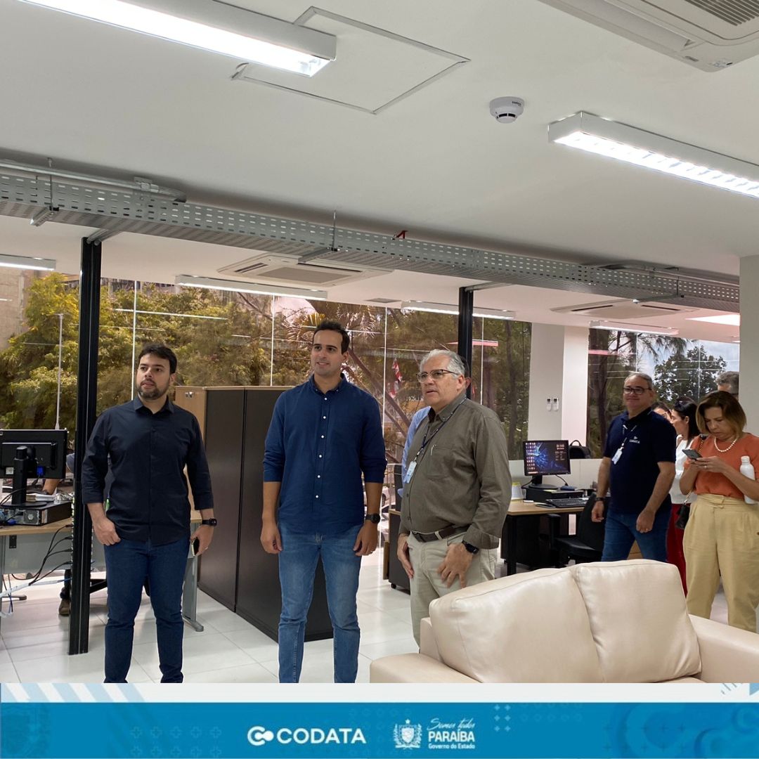 Vice-governador Lucas Ribeiro visita a sede da CODATA